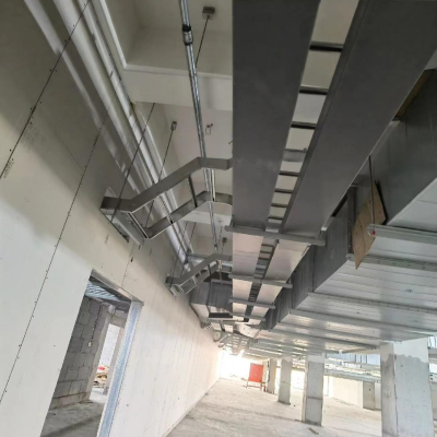 Tabuleiros de cabos suspensos no atacado