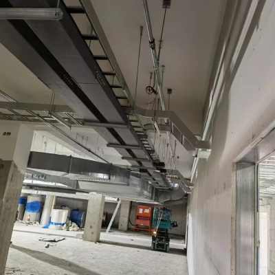 Tabuleiros de cabos suspensos no atacado