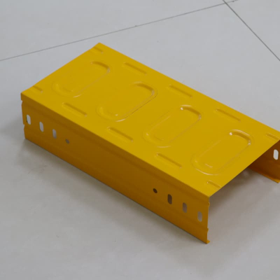 Bandeja de cabos moldada