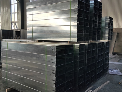 Bandeja de cabos resistente à corrosão