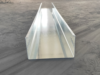 Bandeja de cabos de dupla camada