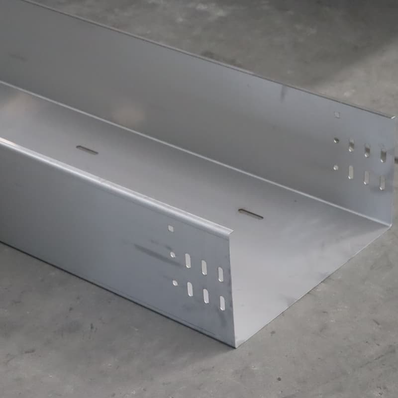 Bandeja de cabos de calha