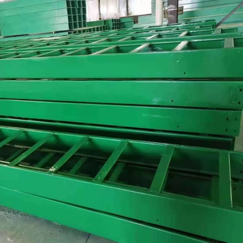 Estrutura de ponte em plástico